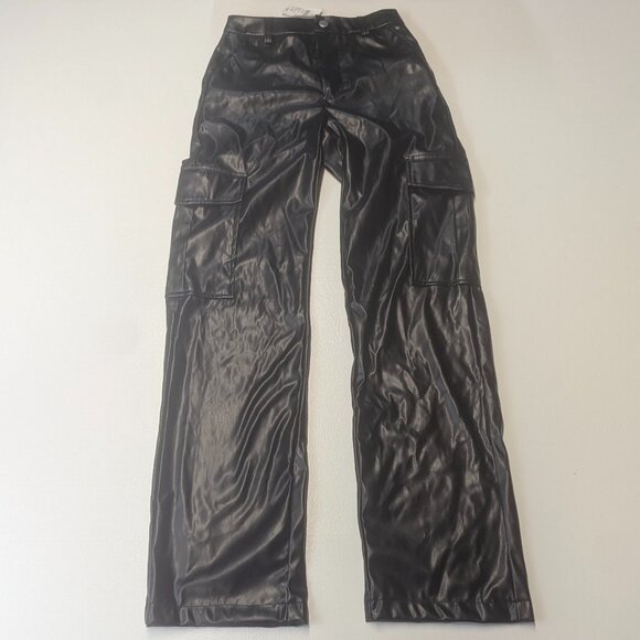 NWT Windsor Size XS Black Pleather Cargo Pants - Picture 3 of 12